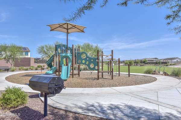 17157 W OBERLIN Way, Surprise, AZ 85387