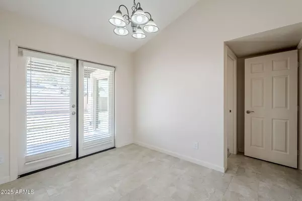 Phoenix, AZ 85037,4702 N 87TH Avenue