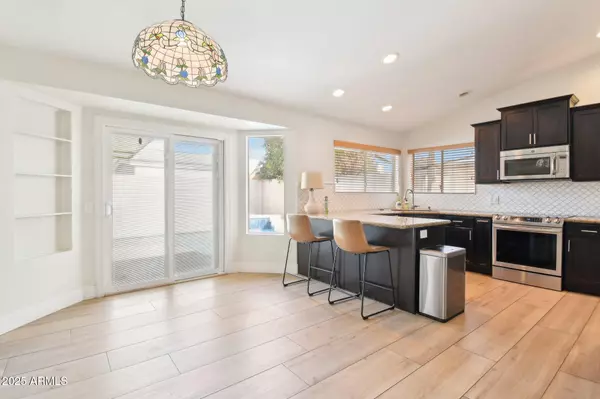 Glendale, AZ 85305,8562 W WINDSOR Boulevard