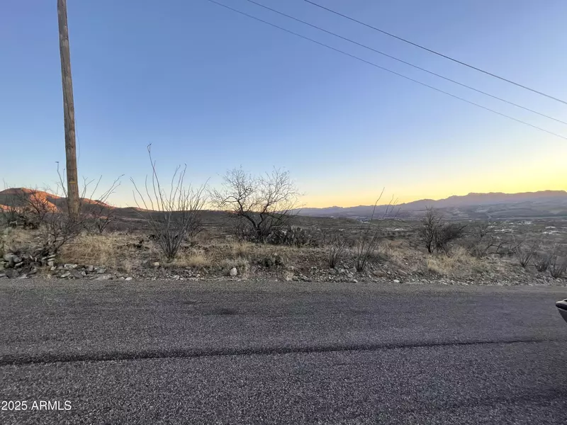 1742 RUTA CARAVELA -- #10, Rio Rico, AZ 85648