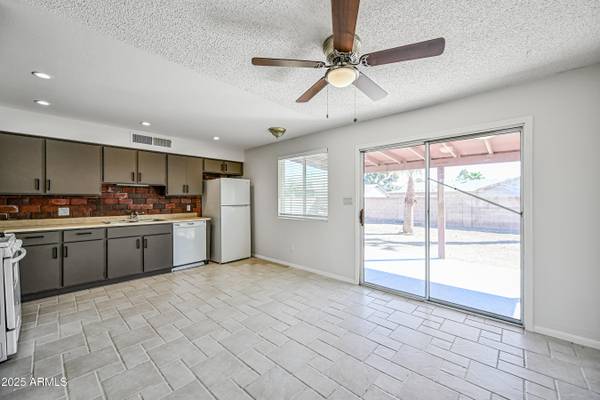 Phoenix, AZ 85037,8747 W MARIPOSA Streets