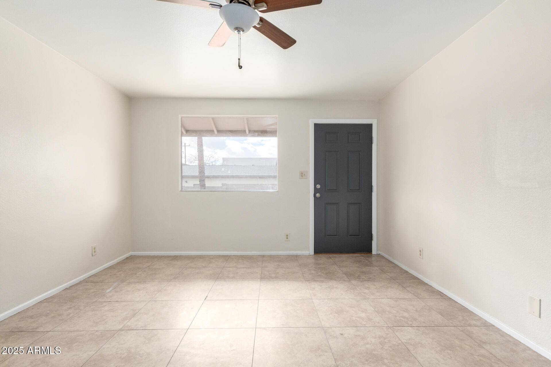 Phoenix, AZ 85020,317 E VOGEL Avenue #B