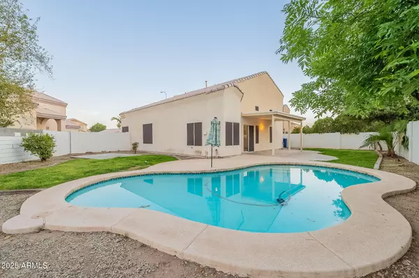 Chandler, AZ 85225,62 N AMBER Court