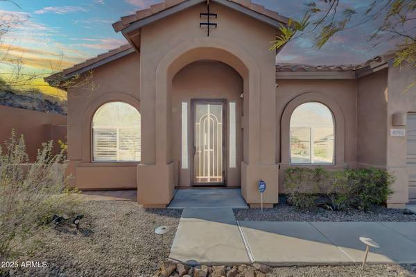 4365 S COLUMBINE Way, Gold Canyon, AZ 85118