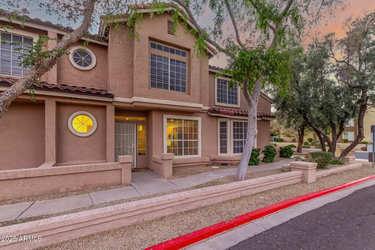 Chandler, AZ 85224,2875 W Highland Street #1102