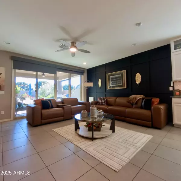 Queen Creek, AZ 85142,20729 E CANARY Way