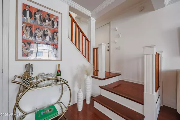 Phoenix, AZ 85016,1701 E COLTER Street #10