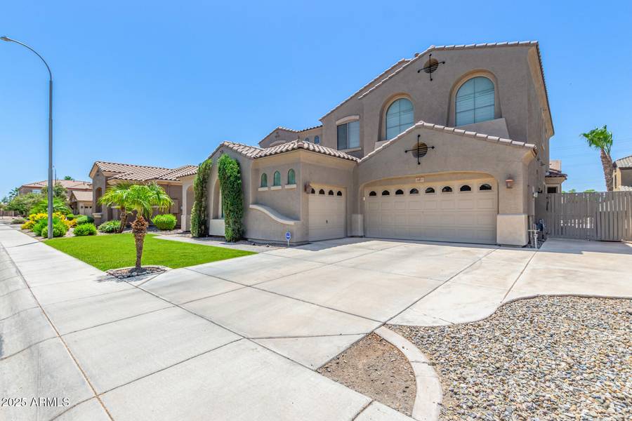 2453 E EBONY Drive, Chandler, AZ 85286