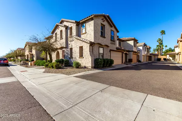 Phoenix, AZ 85032,4744 E TIERRA BUENA Lane