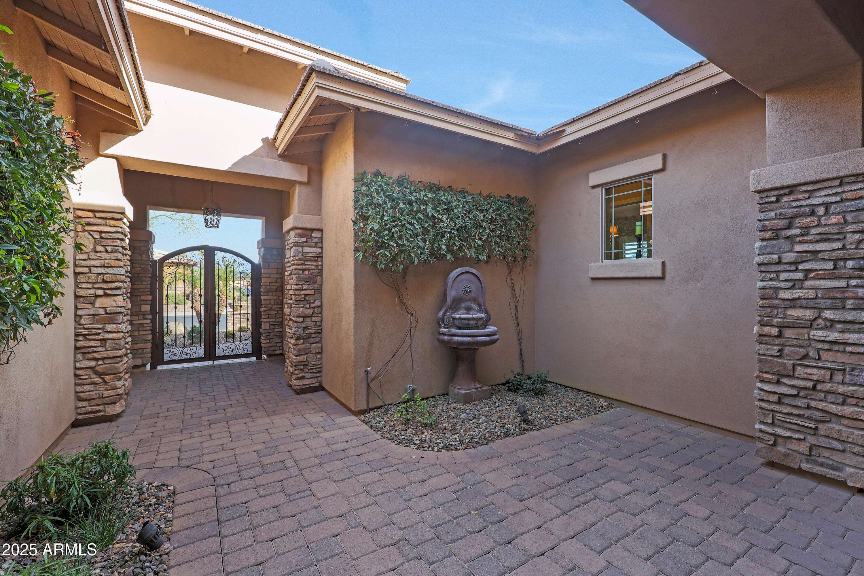 Chandler, AZ 85249,5090 S PINALENO Place