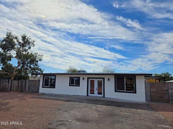 770 S PINAL Drive, Apache Junction, AZ 85120