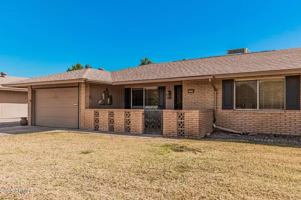 10204 W PINERIDGE Drive, Sun City, AZ 85351