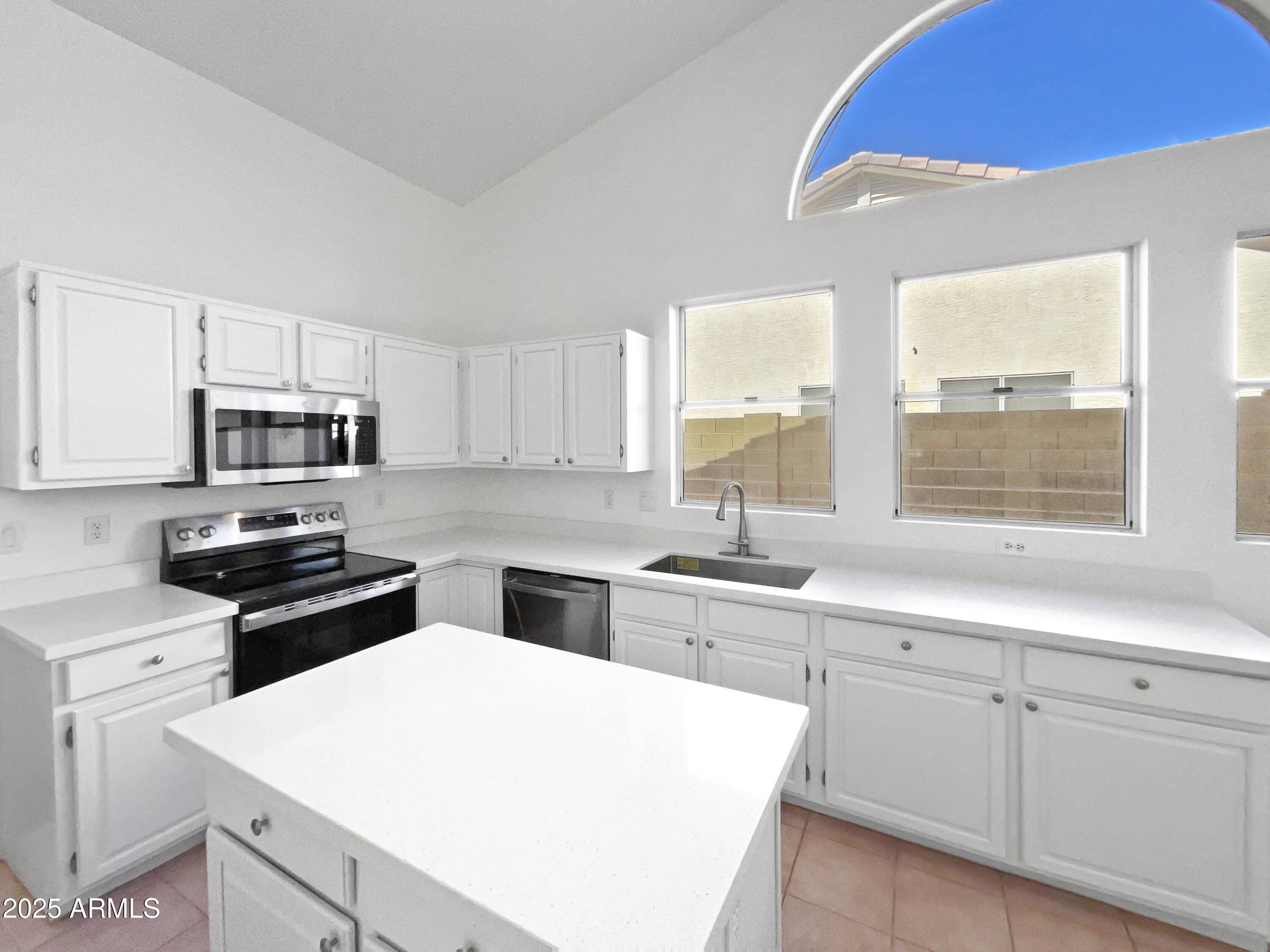 Phoenix, AZ 85048,15420 S 29TH Street