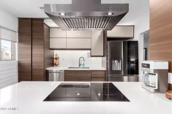 Phoenix, AZ 85016,1901 E MISSOURI Avenue #207