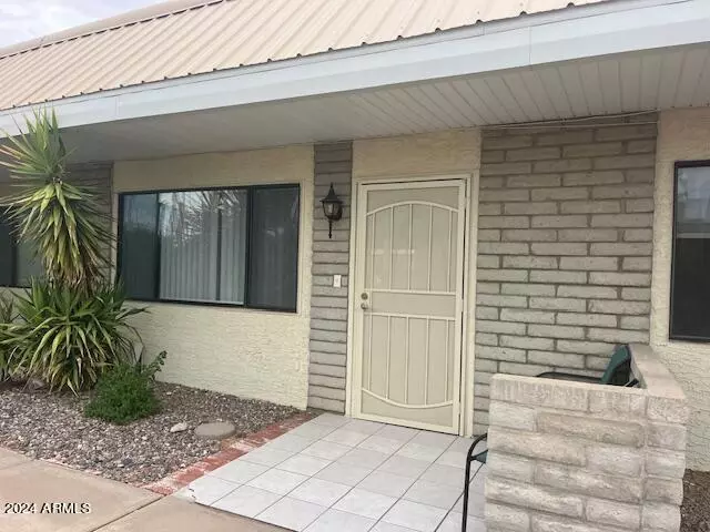 5518 E Lindstrom Lane #B3, Mesa, AZ 85215