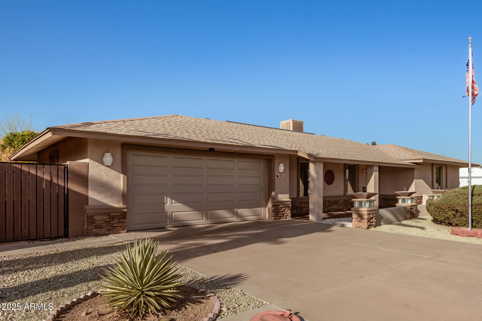 9910 W GULF HILLS Drive, Sun City, AZ 85351