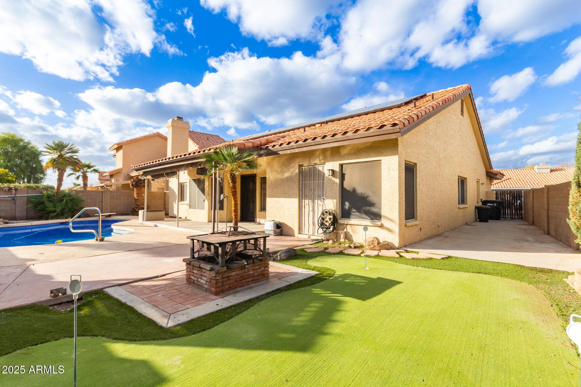 Gilbert, AZ 85233,607 W PALO VERDE Street