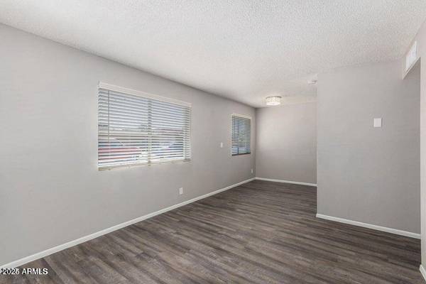 864 S LEWIS --, Mesa, AZ 85210