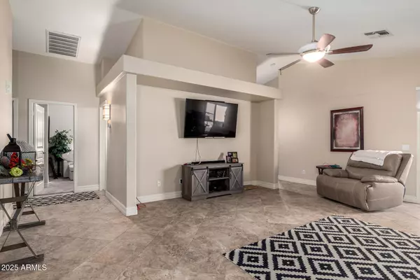 Phoenix, AZ 85024,23402 N 22ND Way