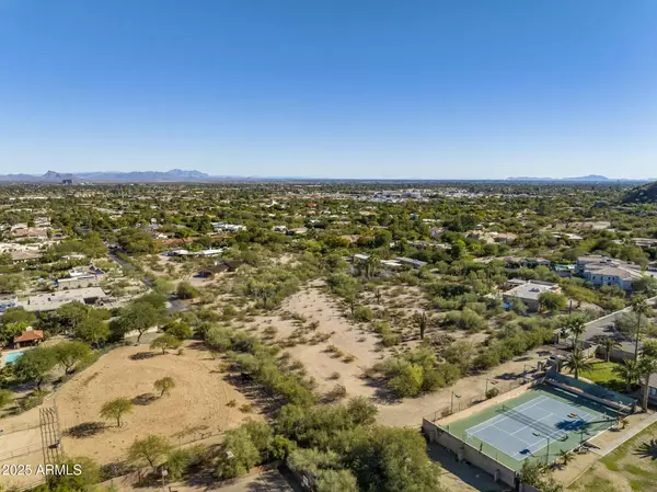 Paradise Valley, AZ 85253,6515 E BLUEBIRD Lane #2