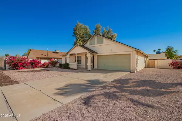 Peoria, AZ 85345,7737 W CHERRY HILLS Drive