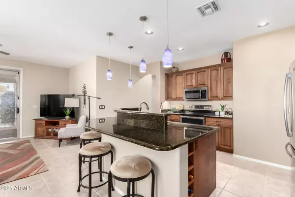 Phoenix, AZ 85045,16601 S 16TH Drive