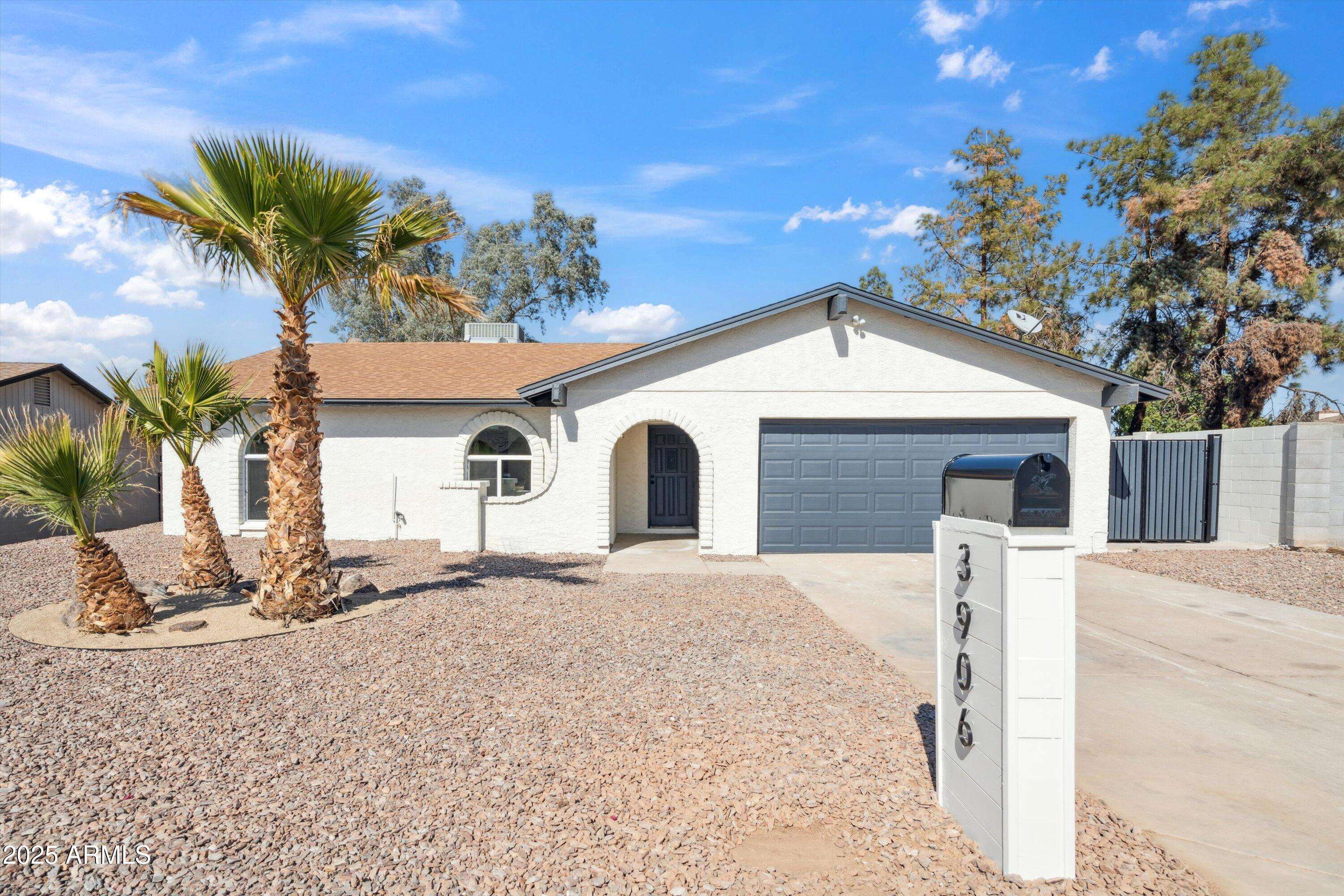 3906 W PERSHING Avenue, Phoenix, AZ 85029