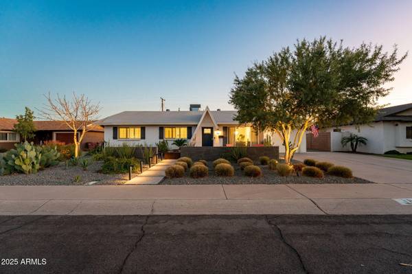 8443 E SHERIDAN Street, Scottsdale, AZ 85257