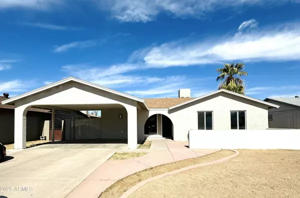 4038 E BURGESS Lane, Phoenix, AZ 85042