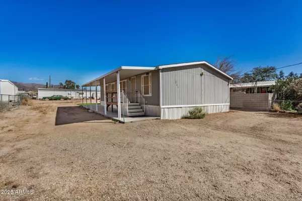 Apache Junction, AZ 85119,263 S ROYAL PALM Road