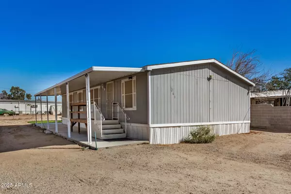 Apache Junction, AZ 85119,263 S ROYAL PALM Road