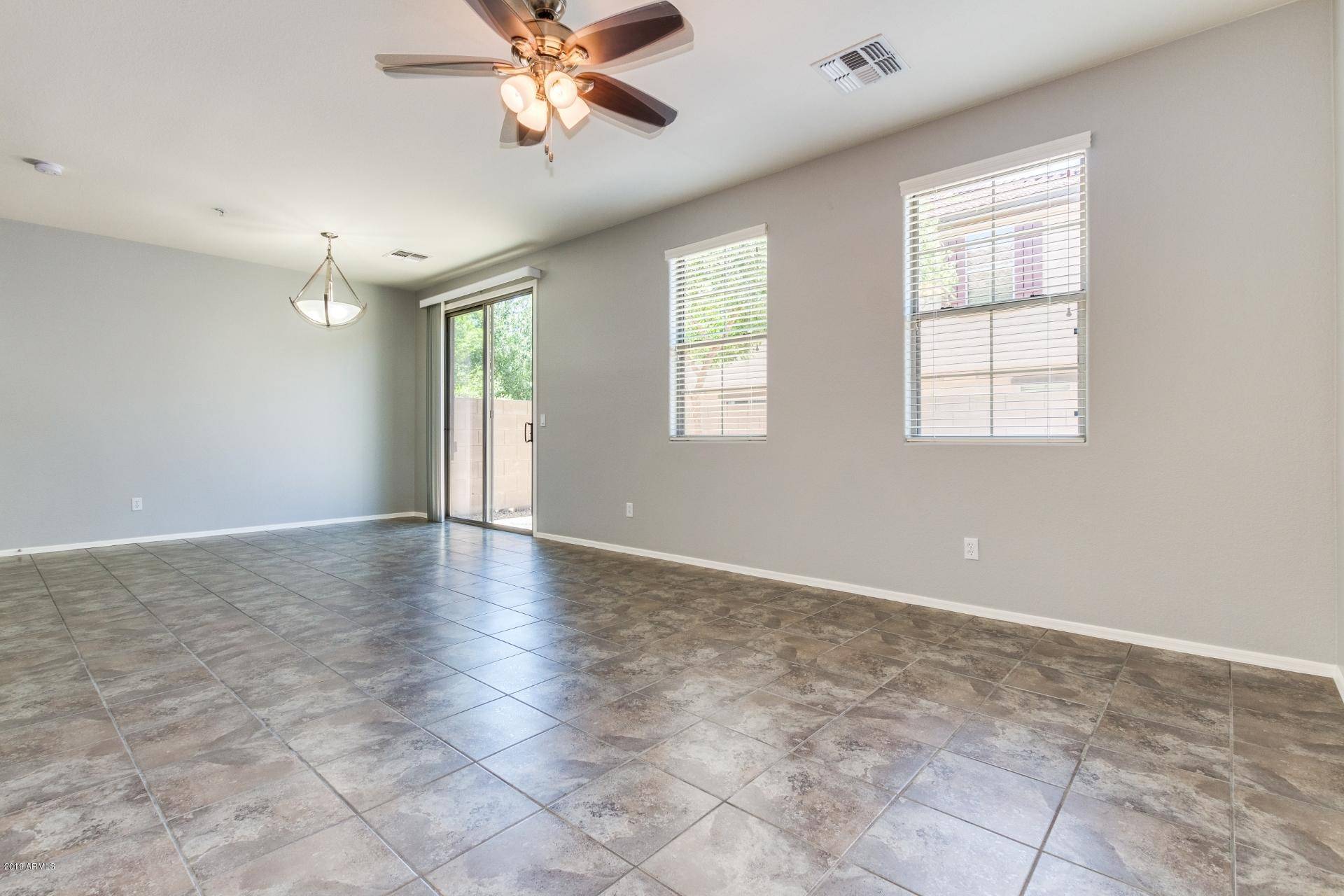 Mesa, AZ 85209,1265 S Aaron -- #300