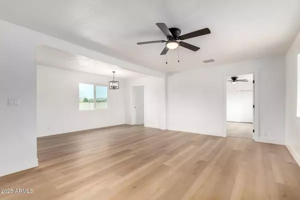 Casa Grande, AZ 85122,556 E MANOR Drive
