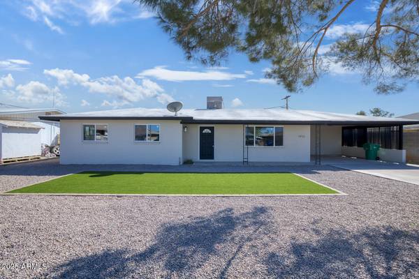 1913 E 1ST Avenue, Mesa, AZ 85204