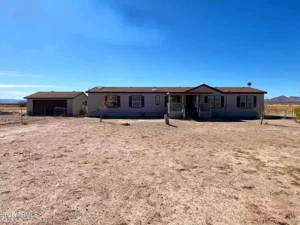 Elfrida, AZ 85610,10530 N OUTLAW Trail