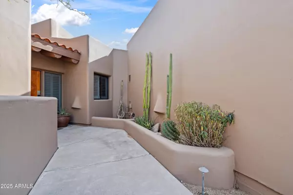 Scottsdale, AZ 85262,9110 E CLUBHOUSE Court #639