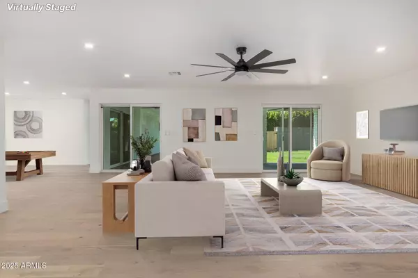 Phoenix, AZ 85020,829 E DESERT PARK Lane