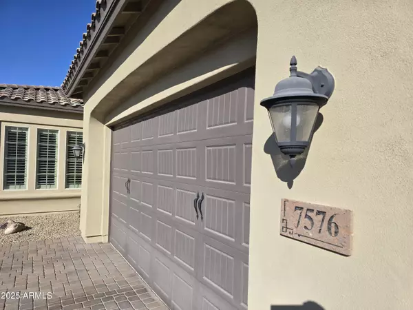 Glendale, AZ 85308,7576 W Quail Avenue