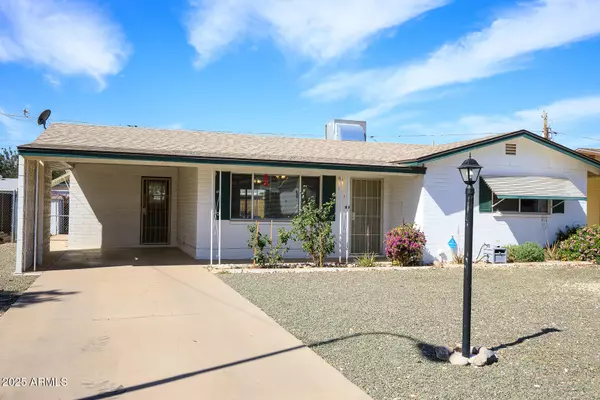 1510 S LAWTHER Drive, Apache Junction, AZ 85120