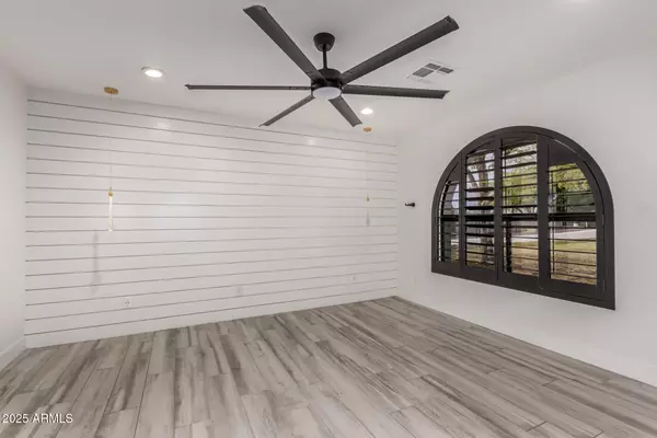 Peoria, AZ 85381,7747 W ACOMA Drive