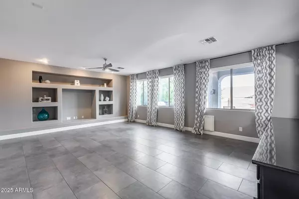 Phoenix, AZ 85085,2423 W BRAMBLE BERRY Lane