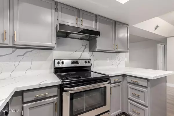 Tempe, AZ 85288,1905 E UNIVERSITY Drive #162