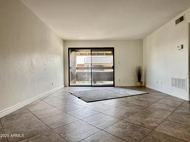 3825 E CAMELBACK Road #292, Phoenix, AZ 85018