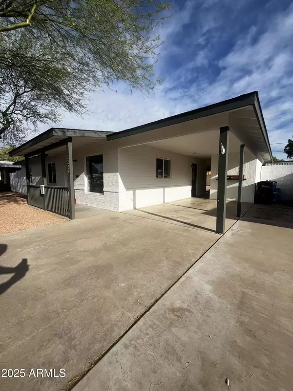 Phoenix, AZ 85015,2224 W FAIRMOUNT Avenue