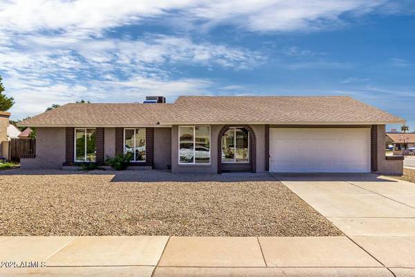 8837 W COOLIDGE Street, Phoenix, AZ 85037