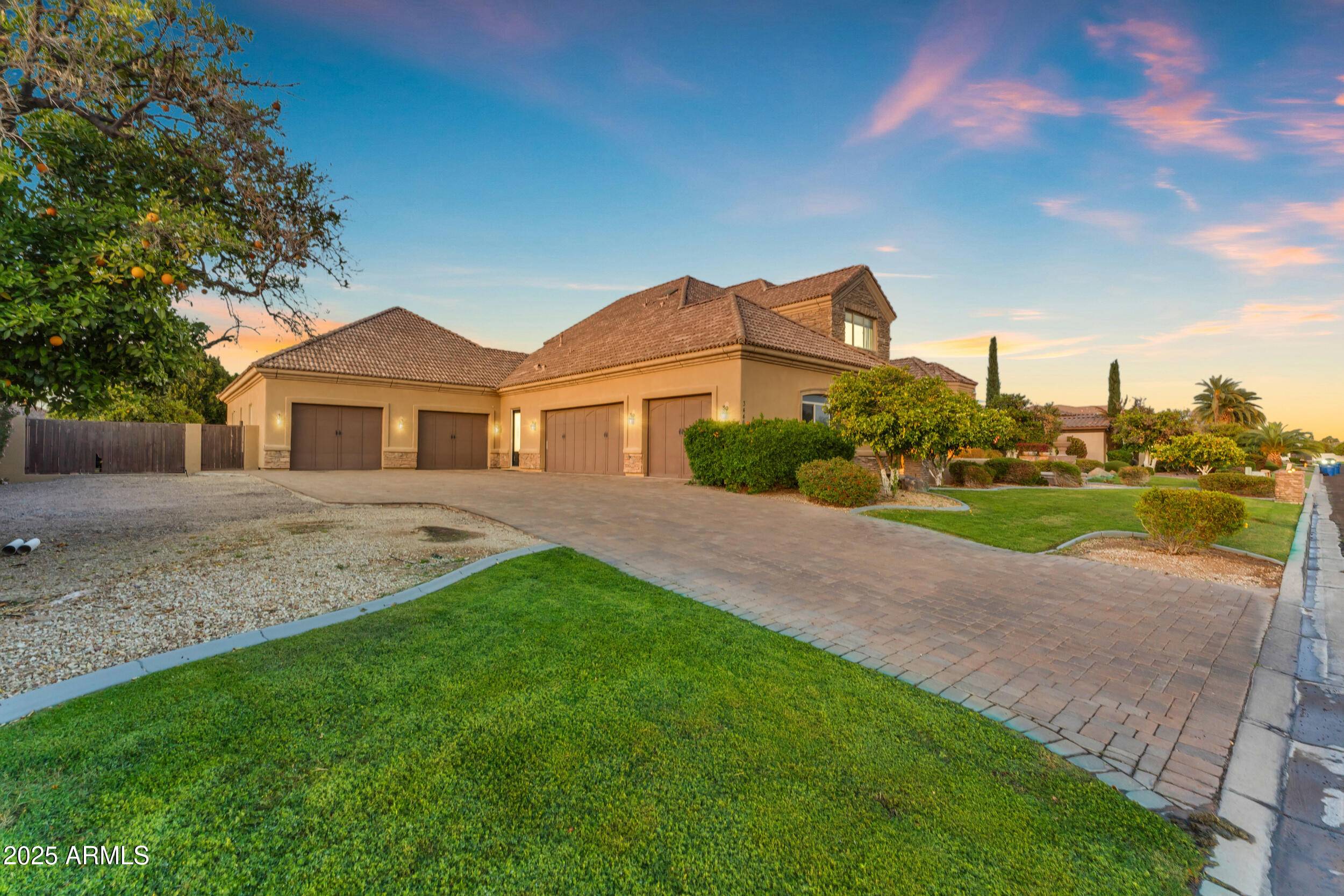 Mesa, AZ 85213,3446 E KNOLL Street