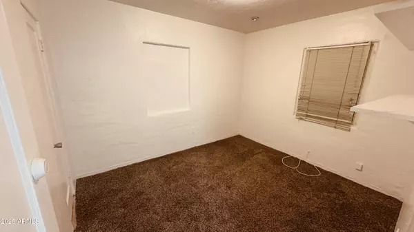 Phoenix, AZ 85009,2502 W JEFFERSON Street