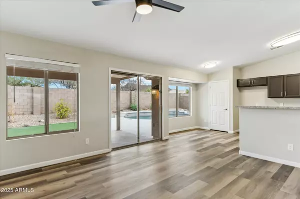 Mesa, AZ 85207,9306 E FAIRBROOK Street