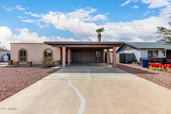 1219 W GALVESTON Street, Chandler, AZ 85224