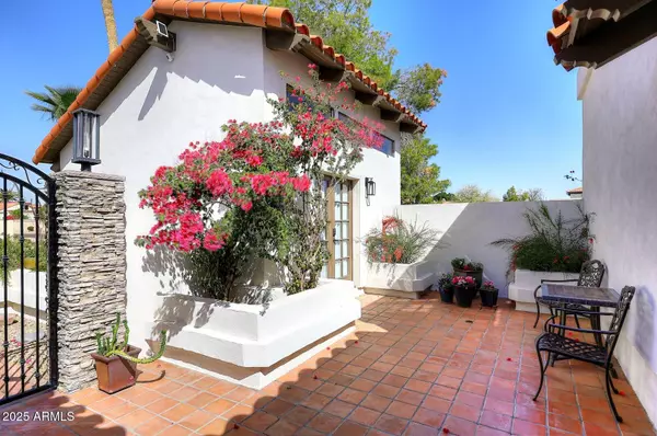 Scottsdale, AZ 85258,8717 E SPANISH BARB Trail